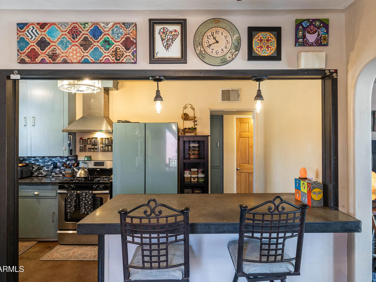 The kitchen and dining area